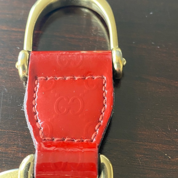 Gucci Red Patent Leather and Gold Tone Horsebit Keychain Made in Italy - Picture 3 of 6